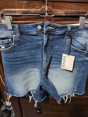 Zenana Outfitters Distressed Blue Denim Shorts with Frayed Hem